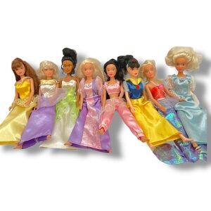 Chic Dolls  Fairy‎ Tale Princess Collection Lot of 8